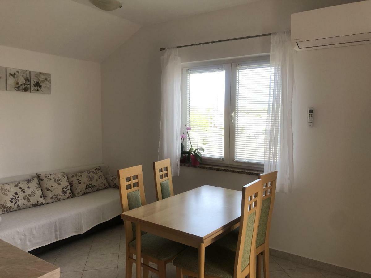 Apartment In Lopar/Insel Rab 37000 מראה חיצוני תמונה